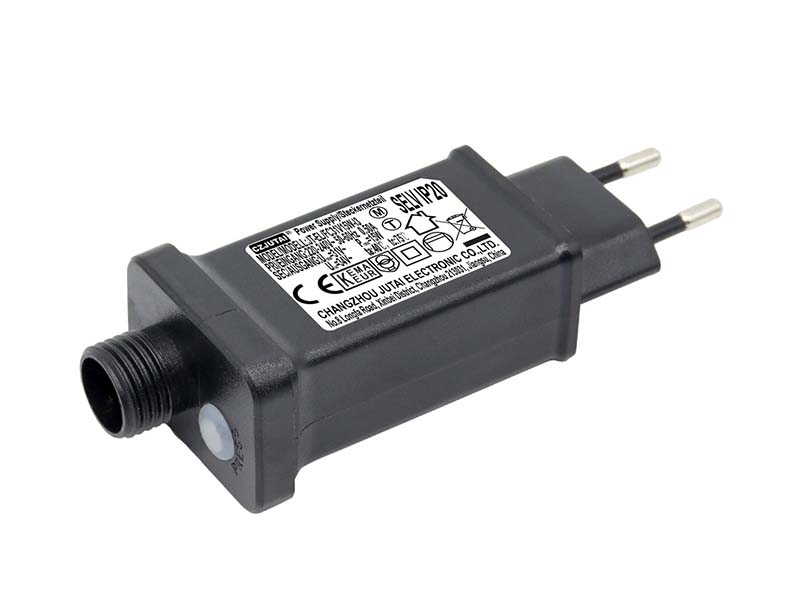 15W系列歐規(guī)GS/CE立式戶內(nèi)八功能定時(shí)控制電源